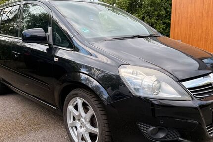 Opel Zafira 218.000 km 4.000 &euro; Dillingen 66763