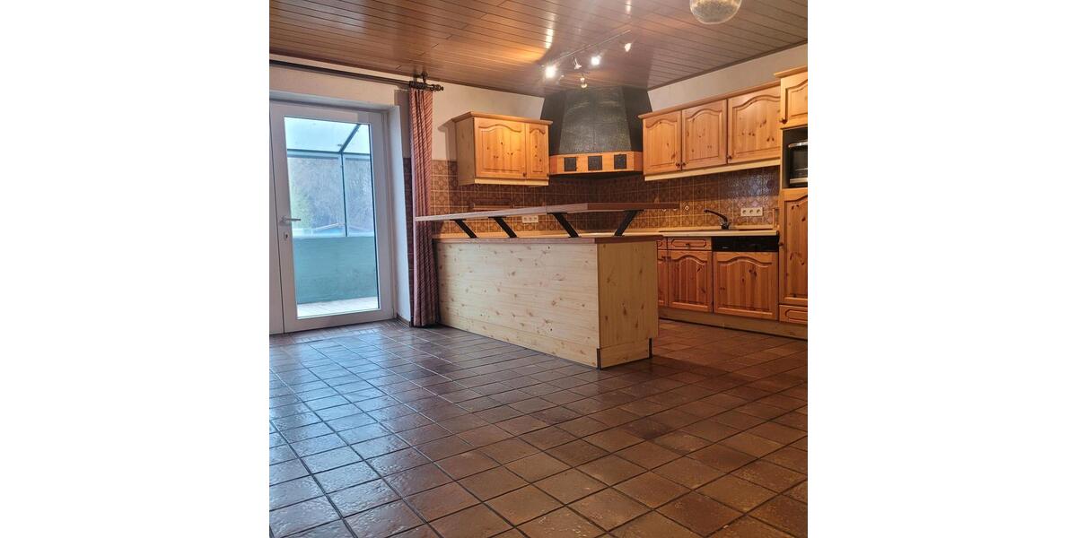 Mehrfamilienhaus, Wohnhaus Wadgassen - 7 Zimmer, 270 m&sup2;, 429.000&euro; | Angebot:25381848