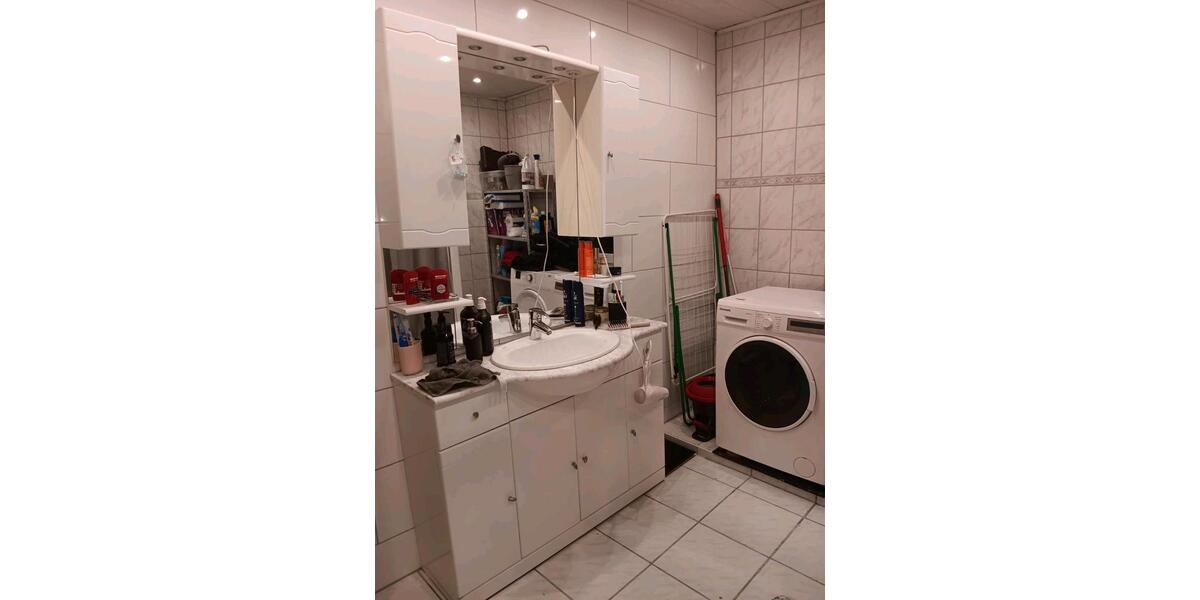 Erdgeschoßwohnung Saarbrücken Dudweiler - 2 Zimmer, 75 m&sup2;, 750&euro; | Angebot:25936879