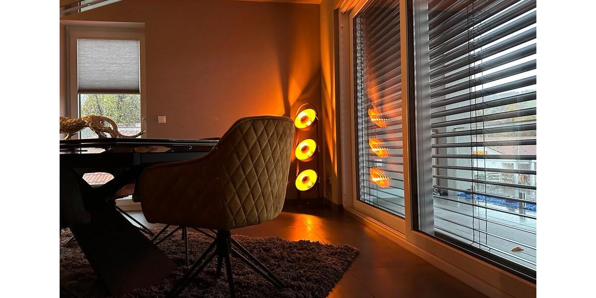 Maisonettenwohnung Ottweiler - 3 Zimmer, 143 m&sup2;, 1.485&euro; | Angebot:25632301