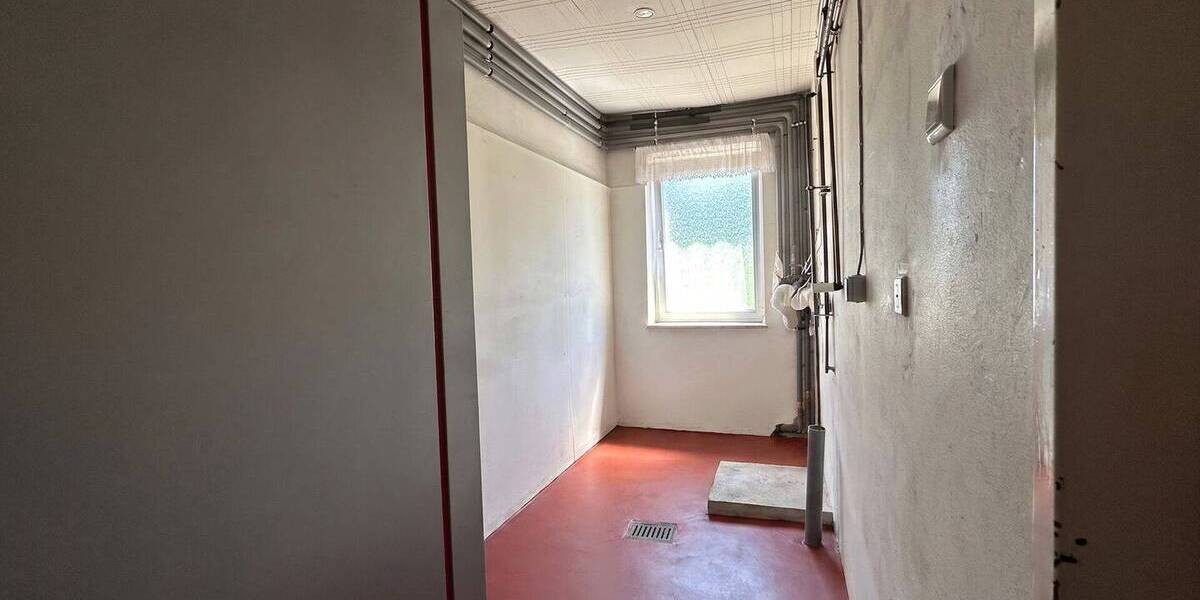 Mehrfamilienhaus, Wohnhaus Saarwellingen / Reisbach Reisbach - 8 Zimmer, 170 m&sup2;, 218.000&euro; | Angebot:26411493