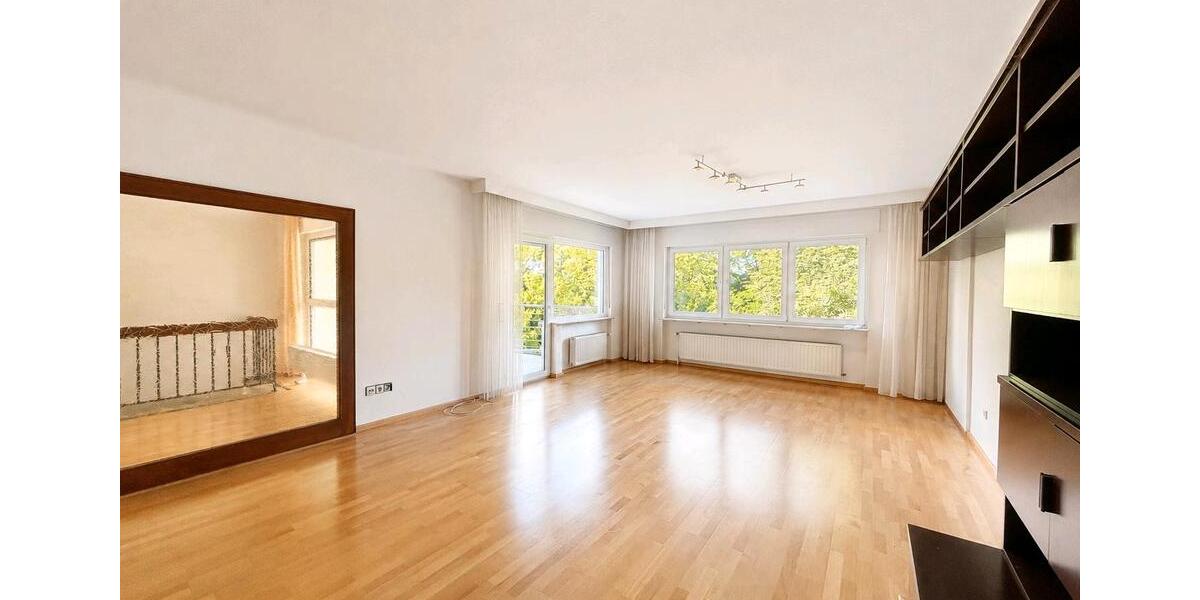Erdgeschoßwohnung Sankt Ingbert - 4.5 Zimmer, 158 m&sup2;, 1.250&euro; | Angebot:26635852