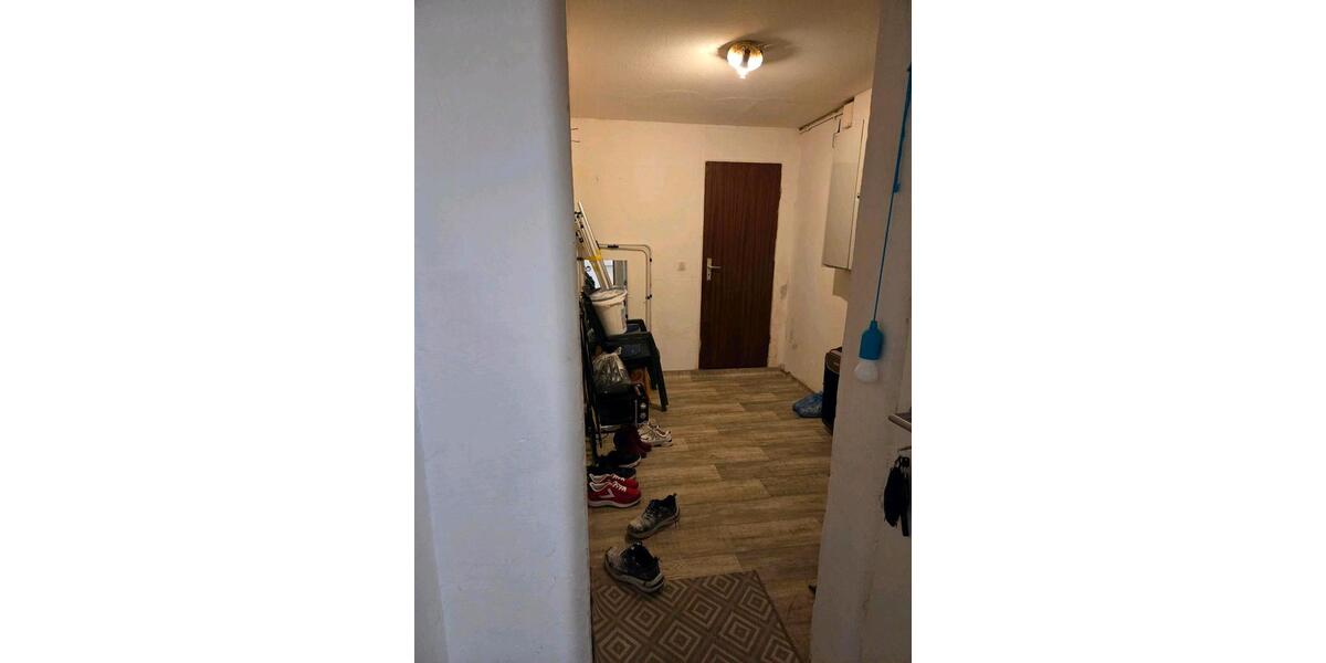 Etagenwohnung Saarbrücken West - 2 Zimmer, 55 m&sup2;, 550&euro; | Angebot:25944420