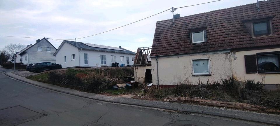 Doppelhaushälfte Sankt Ingbert - 4 Zimmer, 86 m&sup2;, 60.000&euro; | Angebot:25809748