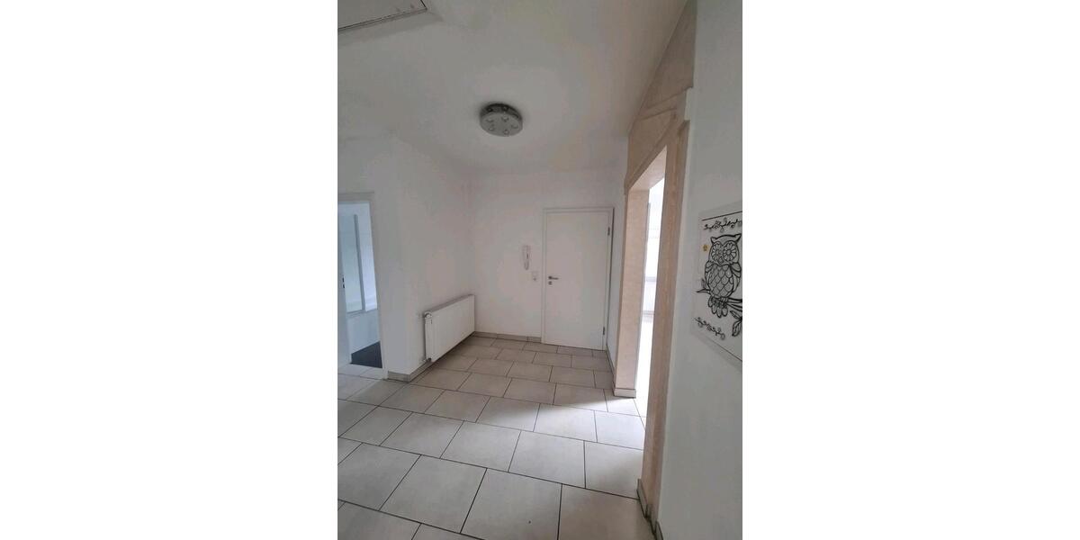 Dachgeschoßwohnung Völklingen - 2 Zimmer, 70 m&sup2;, 500&euro; | Angebot:24429446