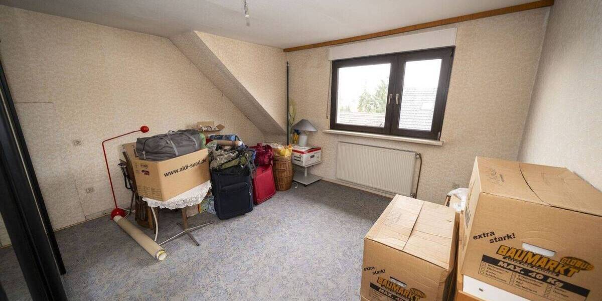 Mehrfamilienhaus, Wohnhaus Püttlingen - 275.000&euro; | Angebot:25737021