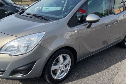 Opel Meriva 71.000 km 7.800 &euro; Kirkel-Limbach 66459