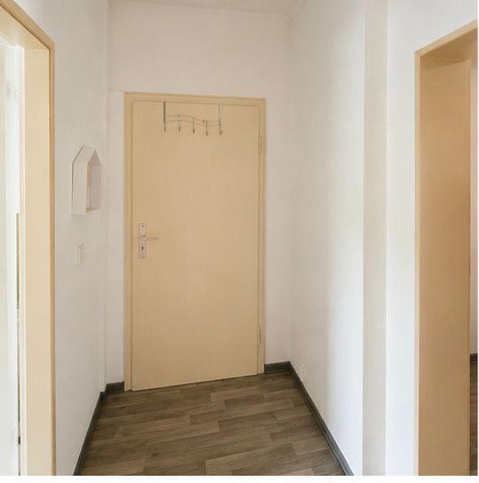 Erdgeschoßwohnung Saarbrücken West - 1 Zimmer, 45 m&sup2;, 525&euro; | Angebot:26671398