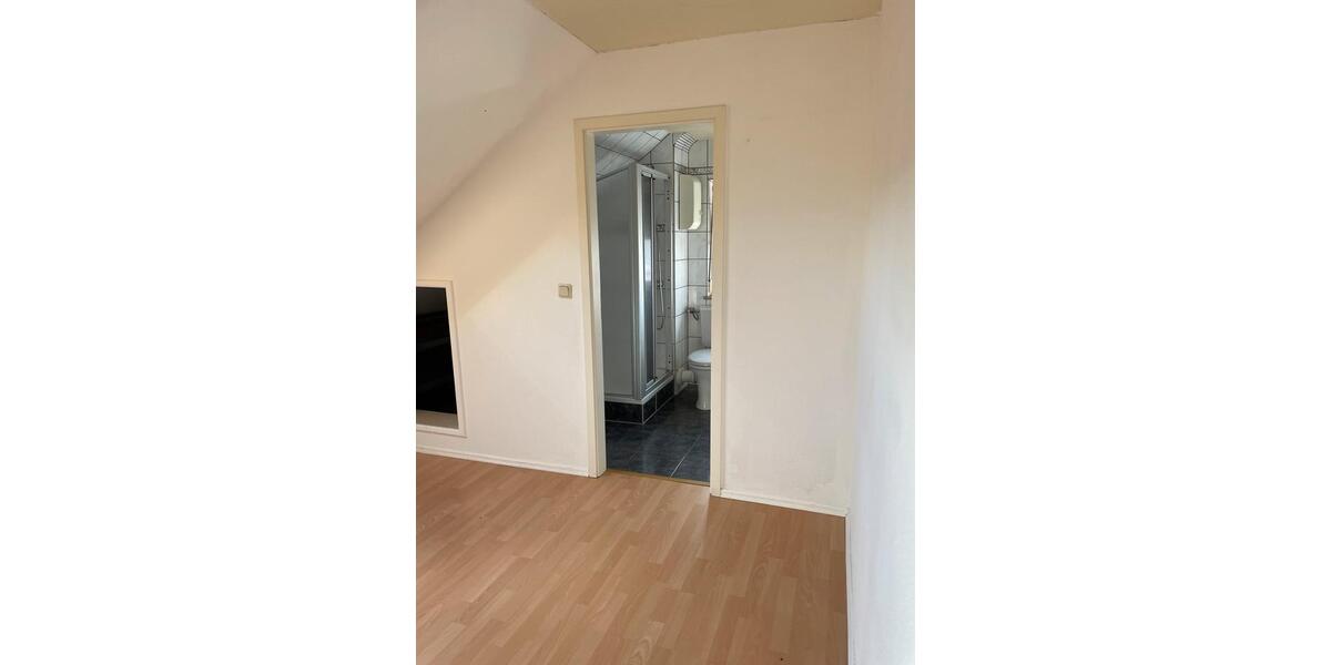 Dachgeschoßwohnung Dillingen (Saar) - 5 Zimmer, 55 m&sup2;, 500&euro; | Angebot:25895209
