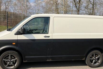 VW T5 Transporter 245.000 km 5.499 &euro; Homburg 66424