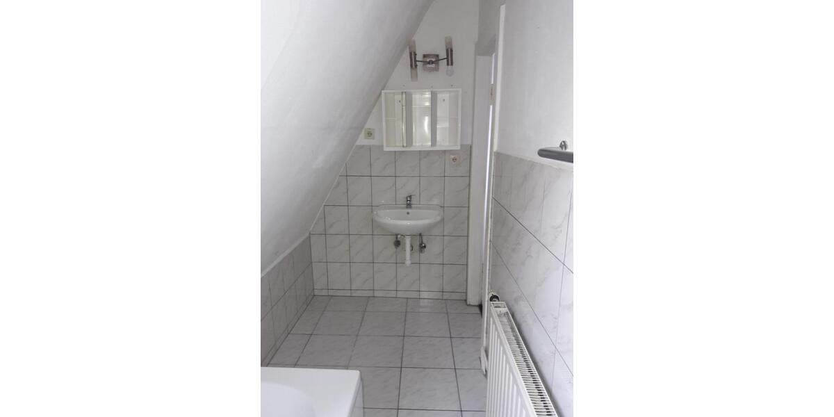 Dachgeschoßwohnung Saarbrücken Malstatt - 2 Zimmer, 56 m&sup2;, 400&euro; | Angebot:25840289