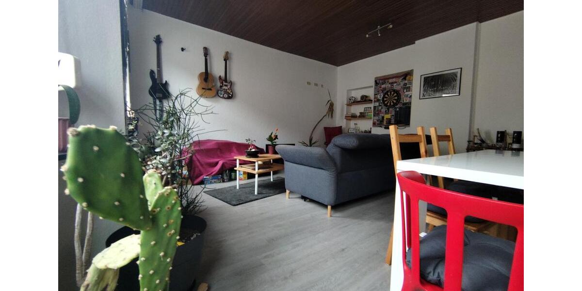 Etagenwohnung Saarbrücken Neue Bremm - 3 Zimmer, 95 m&sup2;, 850&euro; | Angebot:26536062