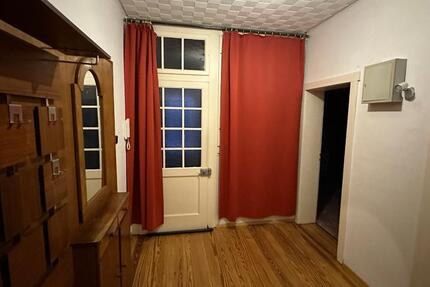 Wohnung Saarbrücken Brebach-Fechingen - 4 Zimmer, 85 m&sup2;, 650&euro; | Angebot:25150577
