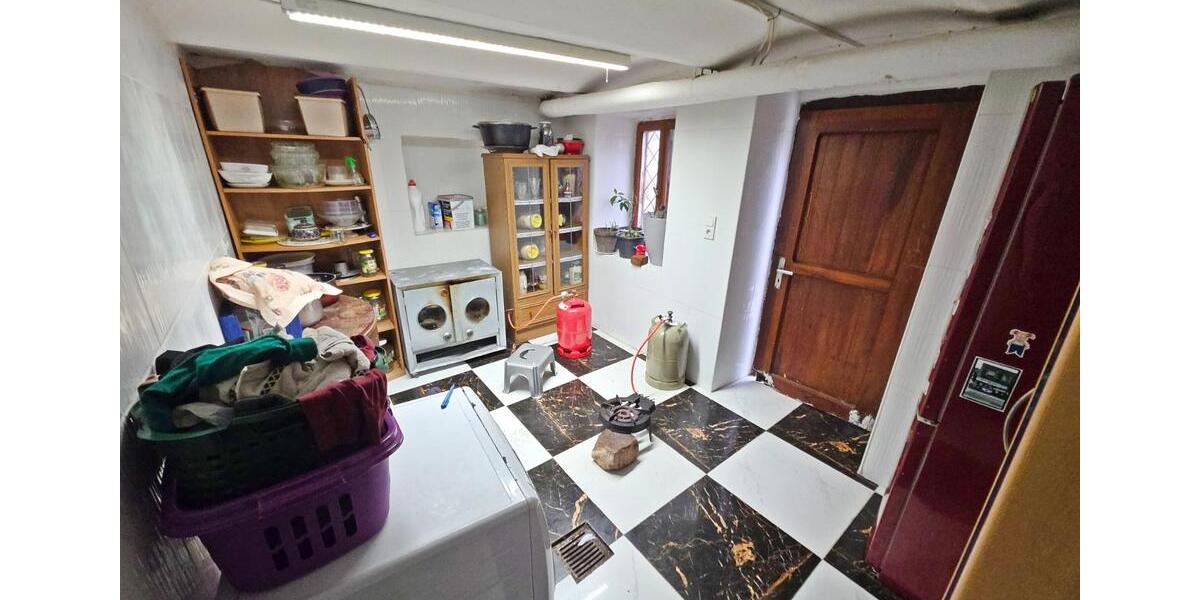 Reihenhaus Saarbrücken St. Arnual - 8 Zimmer, 170 m&sup2;, 319.000&euro; | Angebot:25403151