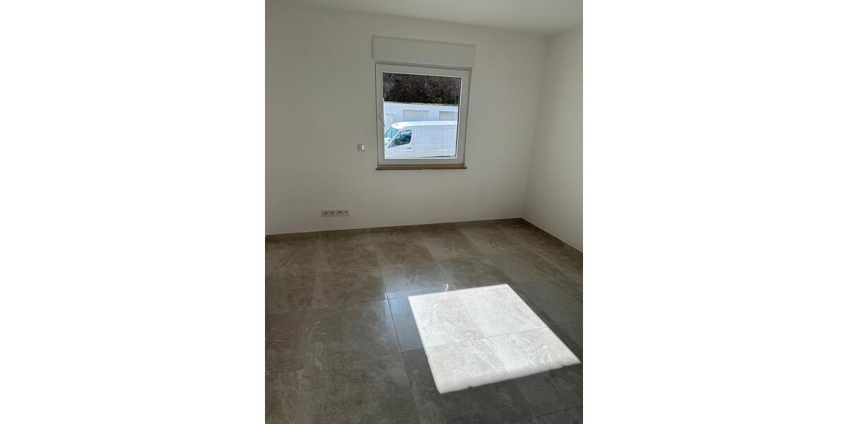 Erdgeschoßwohnung Zweibrücken - 3 Zimmer, 78 m&sup2;, 900&euro; | Angebot:24870521