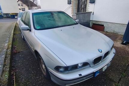 BMW 528 364.670 km 1.200 &euro; Püttlingen 66346