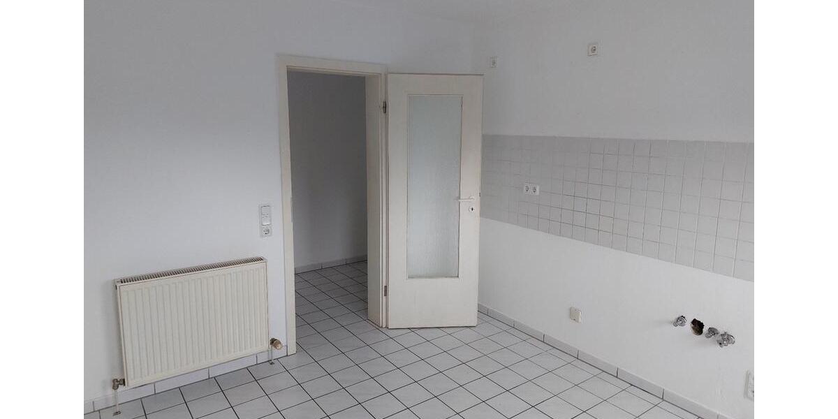 Etagenwohnung Saarbrücken Brebach-Fechingen - 3 Zimmer, 83 m&sup2;, 830&euro; | Angebot:26379380