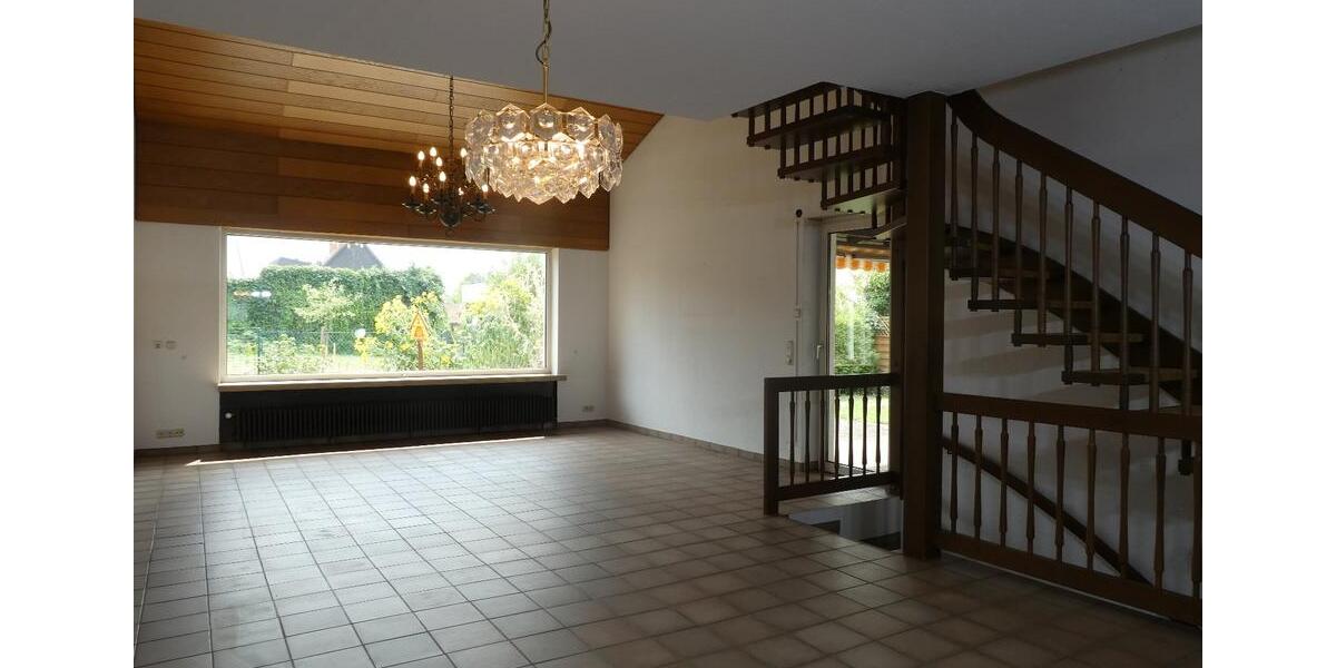 Reihenhaus Saarbrücken Brebach-Fechingen - 6 Zimmer, 195 m&sup2;, 349.000&euro; | Angebot:27166522