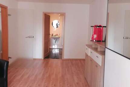 Haus Sankt Ingbert - 11 Zimmer, 280 m&sup2;, 280.000&euro; | Angebot:25895563