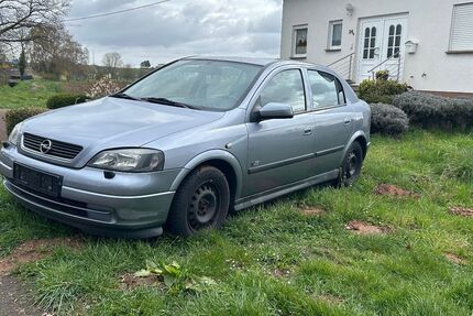 Opel Astra 198.000 km 650 &euro; Altforweiler 66802
