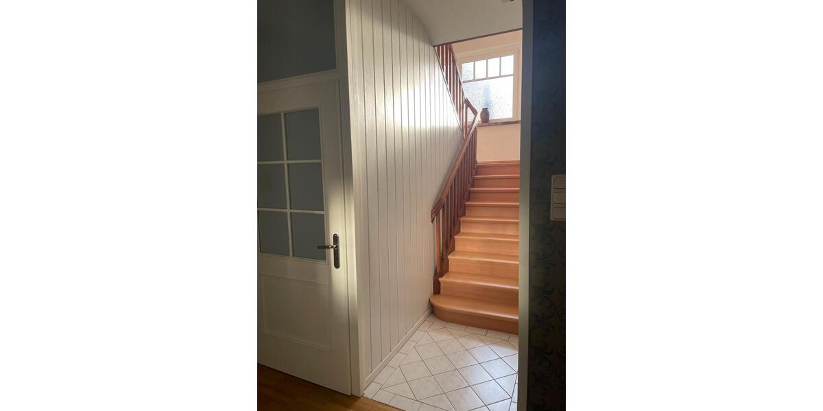 Villa Völklingen - 10 Zimmer, 252 m&sup2;, 548.000&euro; | Angebot:23682968