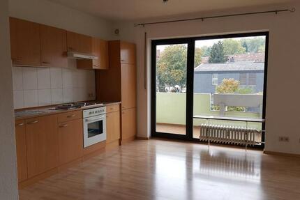 Wohnung Saarbrücken Neue Bremm - 1.5 Zimmer, 40 m&sup2;, 350&euro; | Angebot:26023316