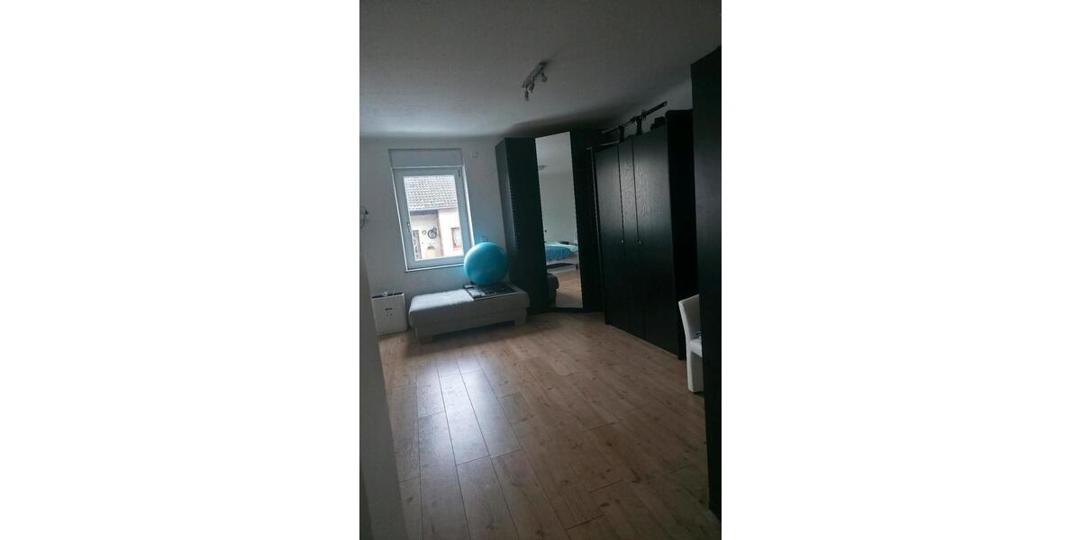 Doppelhaushälfte Rehlingen-Siersburg Siersburg - 8 Zimmer, 160 m&sup2;, 175.000&euro; | Angebot:24744441