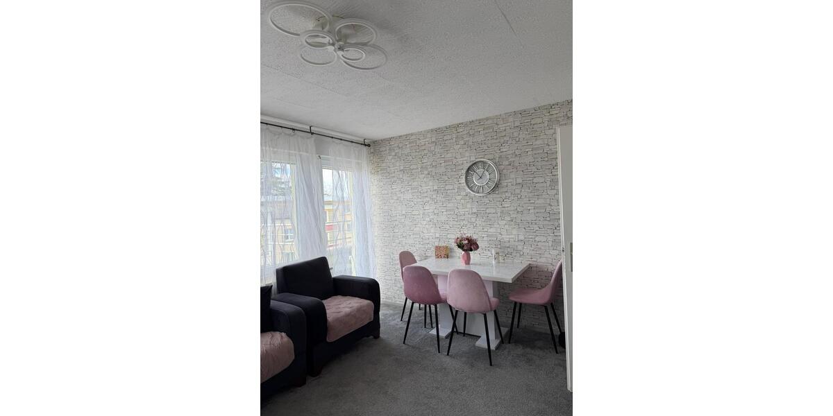 Etagenwohnung Saarbrücken Neue Bremm - 2.5 Zimmer, 64 m&sup2;, 500&euro; | Angebot:25553132