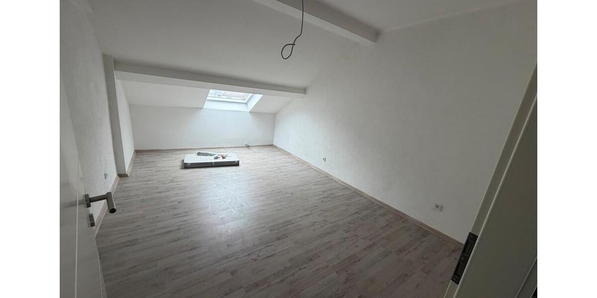 Etagenwohnung Beckingen - 4 Zimmer, 135 m&sup2;, 1.100&euro; | Angebot:26640020