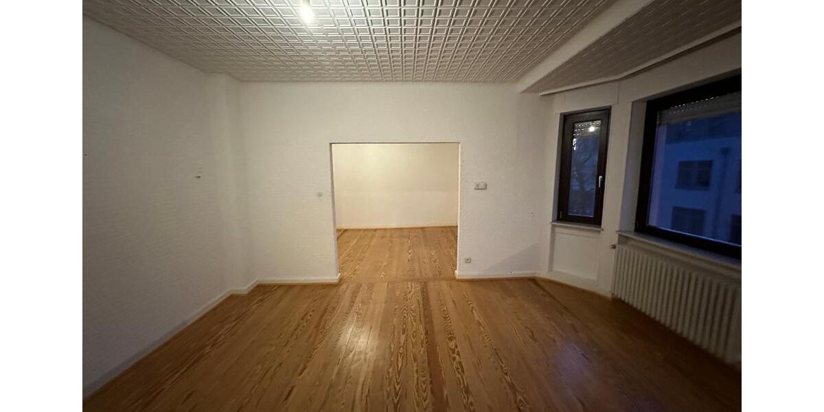 Etagenwohnung Saarbrücken Brebach-Fechingen - 4 Zimmer, 85 m&sup2;, 650&euro; | Angebot:25150577