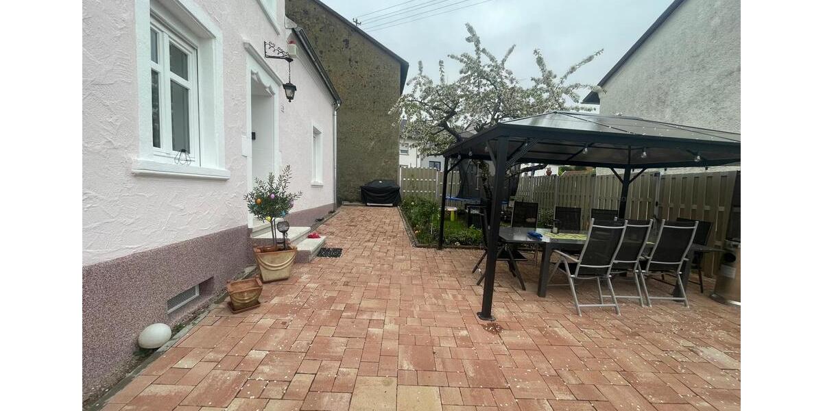 Bauernhaus, Landhaus Schmelz - 8 Zimmer, 180 m&sup2;, 329.000&euro; | Angebot:25992838