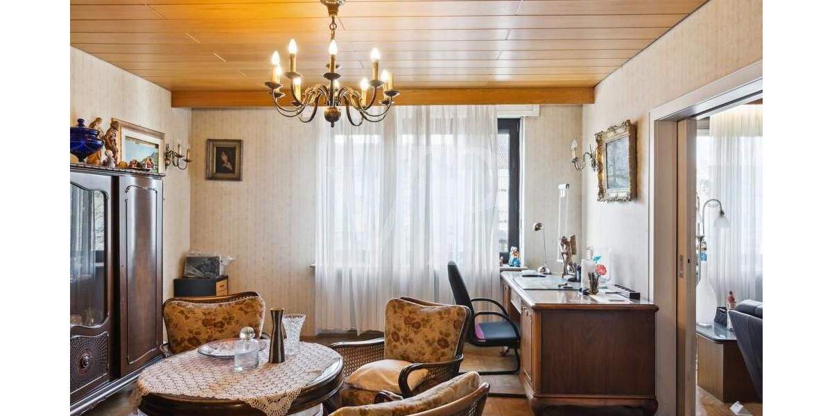 Mehrfamilienhaus, Wohnhaus Ensdorf - 7 Zimmer, 137 m&sup2;, 195.000&euro; | Angebot:25677170