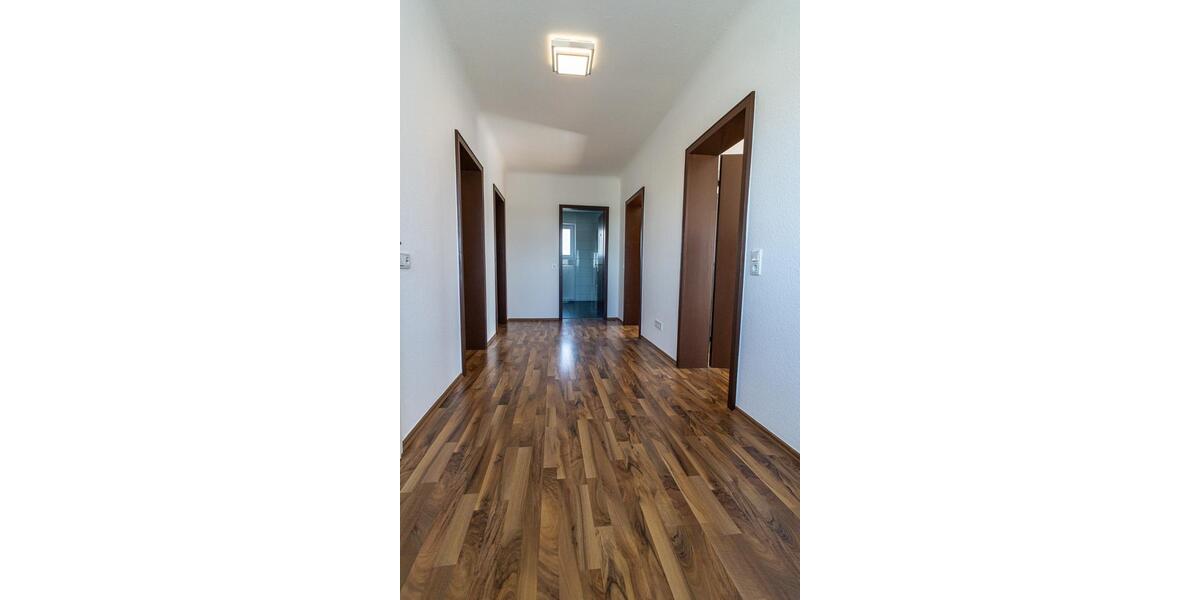 Etagenwohnung Püttlingen - 3 Zimmer, 92 m&sup2;, 700&euro; | Angebot:25900925