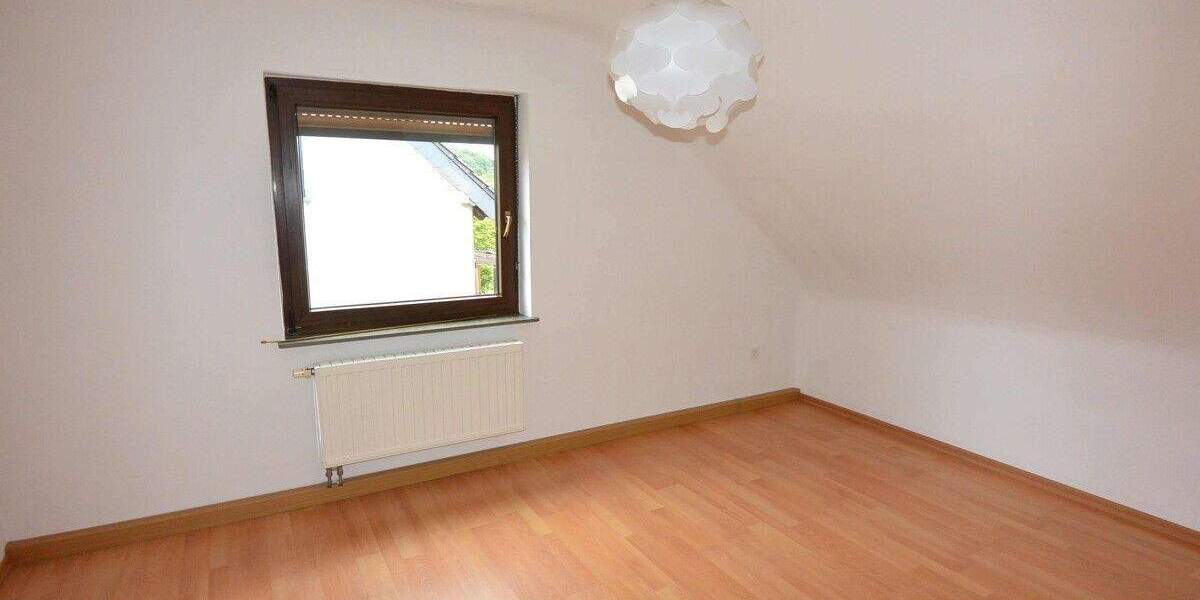Einfamilienhaus Tholey / Sotzweiler Sotzweiler - 6 Zimmer, 135 m&sup2;, 180.000&euro; | Angebot:25706732