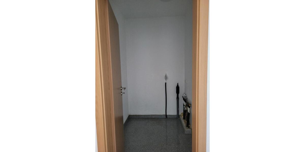 Etagenwohnung Blieskastel - 3 Zimmer, 95 m&sup2;, 760&euro; | Angebot:25419301