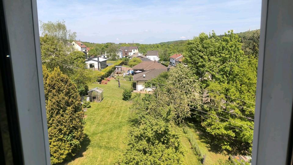 Dachgeschoßwohnung Quierschied - 2.5 Zimmer, 55 m&sup2;, 450&euro; | Angebot:26407086