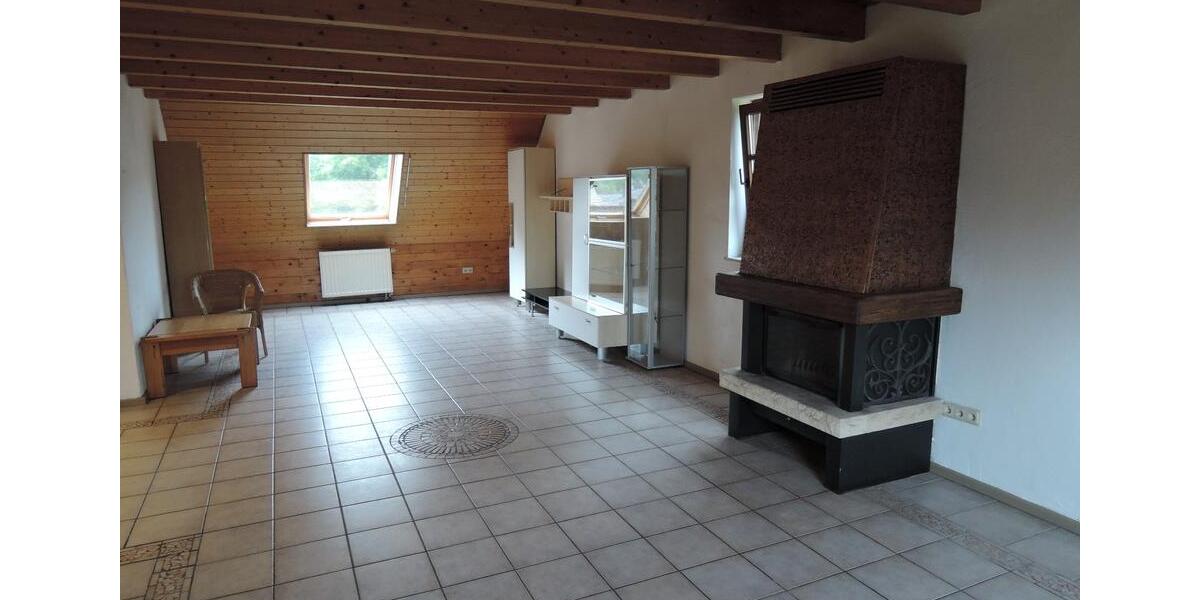 Etagenwohnung Blieskastel - 5 Zimmer, 160 m&sup2;, 650&euro; | Angebot:25843258