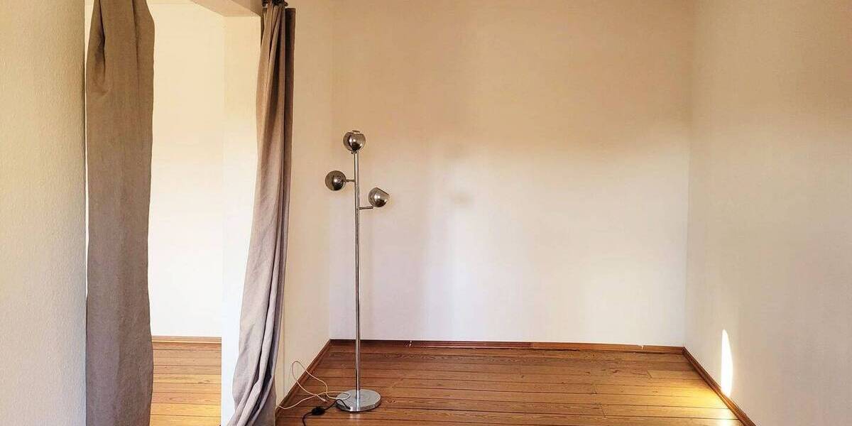 Etagenwohnung Saarbrücken St Johann - 2 Zimmer, 45 m&sup2;, 119.000&euro; | Angebot:26730699