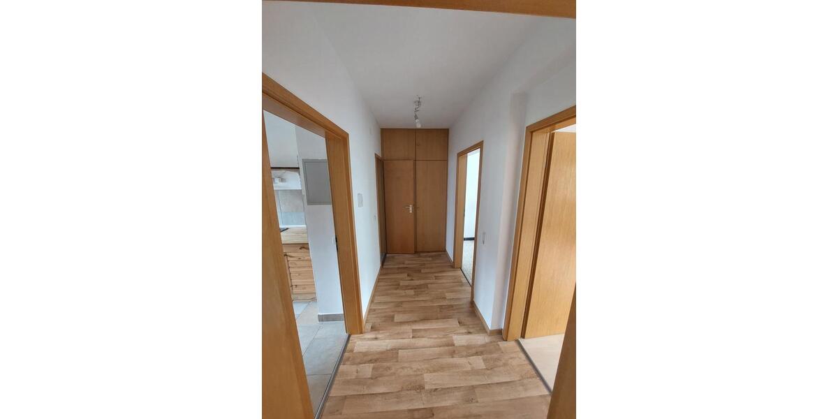Etagenwohnung Saarbrücken Malstatt - 2 Zimmer, 60 m&sup2;, 570&euro; | Angebot:25966035