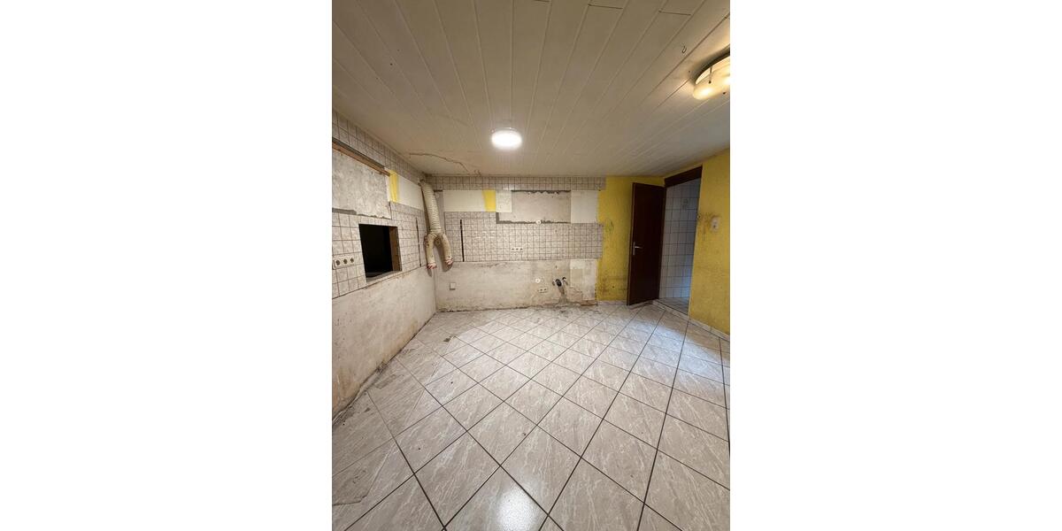 Reihenhaus Beckingen - 5 Zimmer, 95 m&sup2;, 78.000&euro; | Angebot:26635259