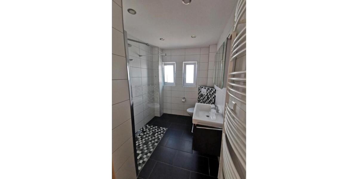 Erdgeschoßwohnung Heusweiler - 3 Zimmer, 83 m&sup2;, 799&euro; | Angebot:25836693