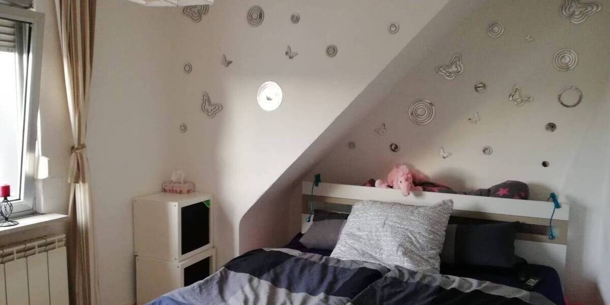 Doppelhaushälfte Saarbrücken Dudweiler - 6 Zimmer, 168 m&sup2;, 299.000&euro; | Angebot:25743251