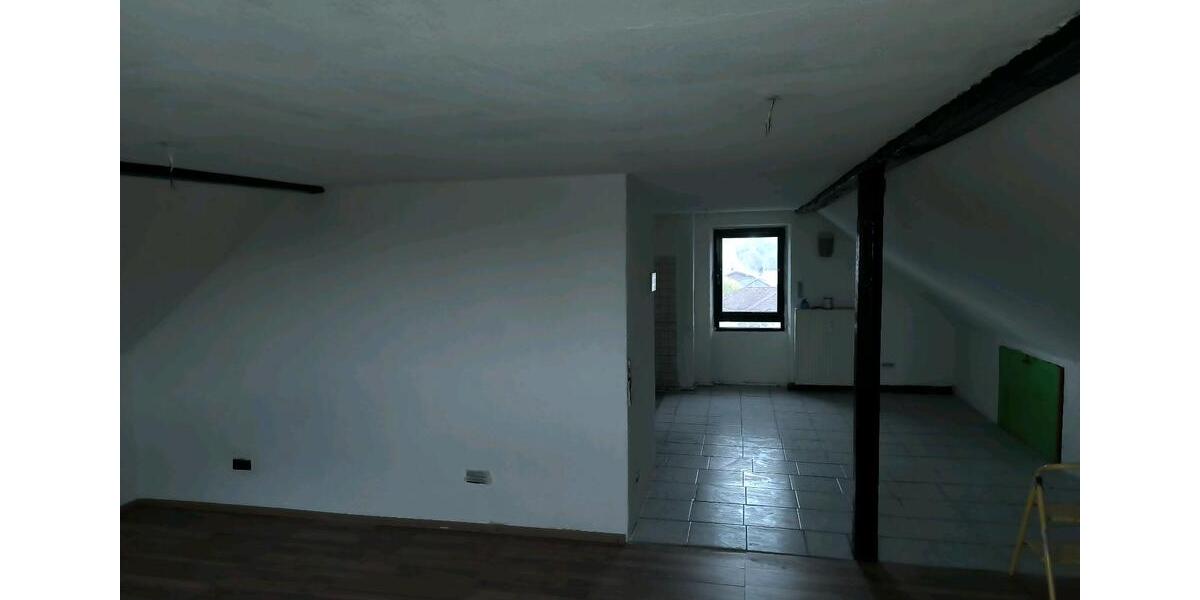 Dachgeschoßwohnung Quierschied - 2 Zimmer, 55 m&sup2;, 500&euro; | Angebot:25307880