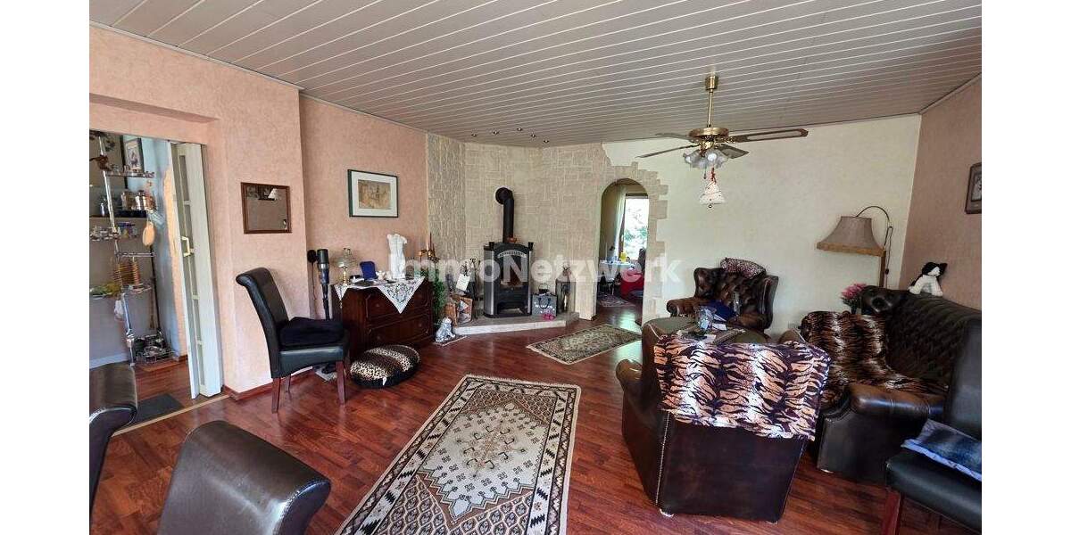 Mehrfamilienhaus, Wohnhaus Neunkirchen/Saar Innenstadt - 8 Zimmer, 205 m&sup2;, 298.000&euro; | Angebot:25824316