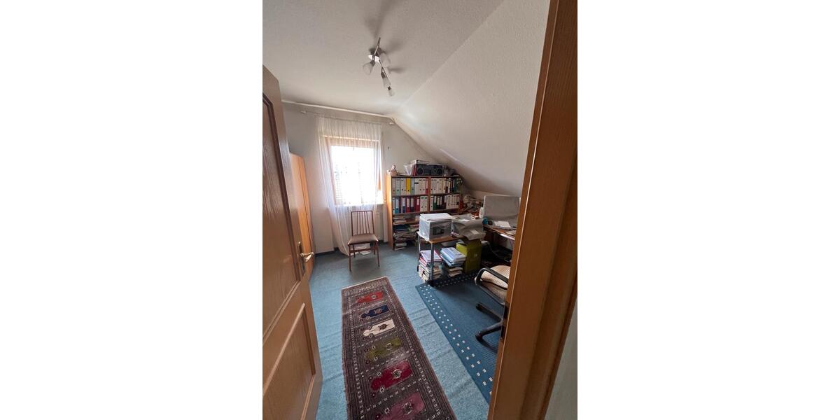 Einfamilienhaus Saarbrücken West - 5 Zimmer, 200 m&sup2;, 550.000&euro; | Angebot:26806875
