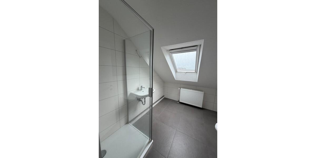 Dachgeschoßwohnung Heusweiler - 4 Zimmer, 78 m&sup2;, 640&euro; | Angebot:26558304