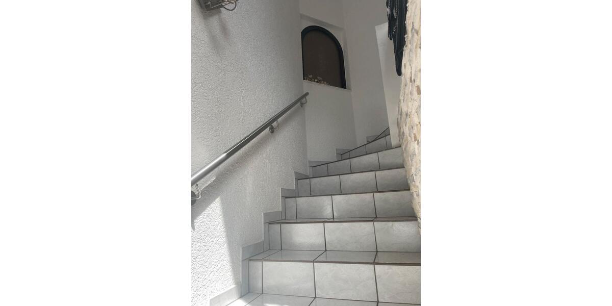 Etagenwohnung Kirkel - 4 Zimmer, 100 m&sup2;, 1.200&euro; | Angebot:26698503
