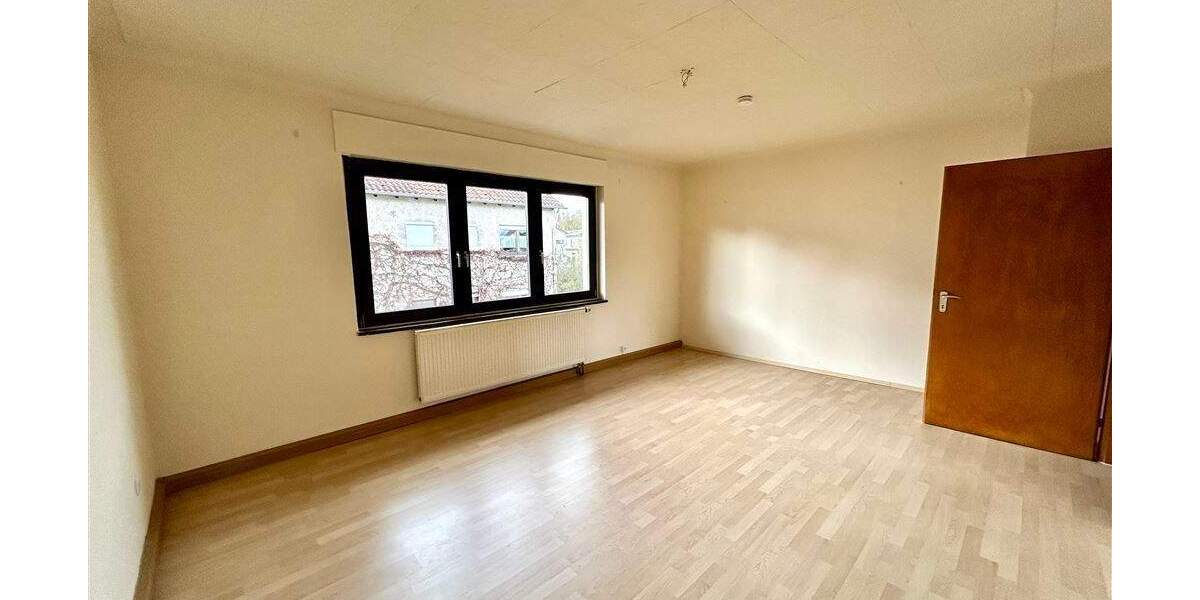 Etagenwohnung Illingen Illingen - 3 Zimmer, 85 m&sup2;, 550&euro; | Angebot:25880093