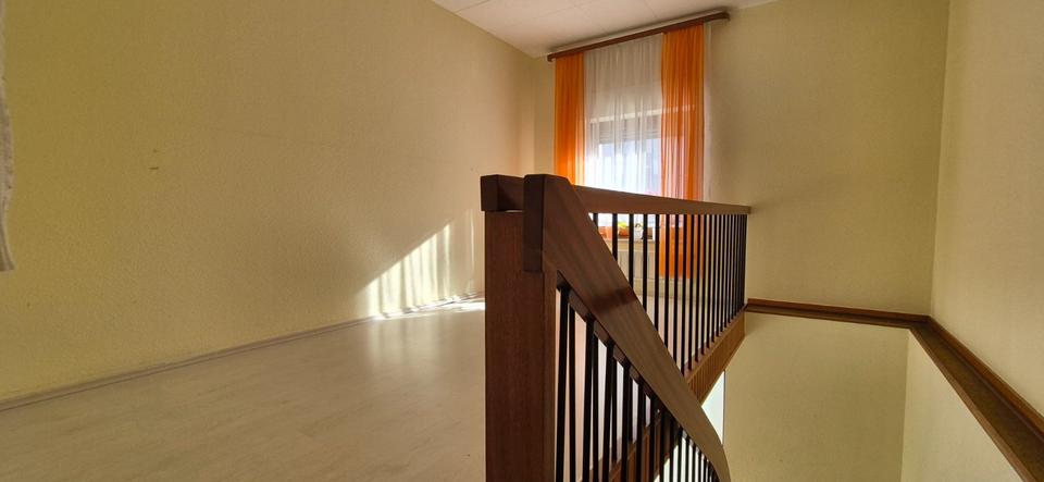 Doppelhaushälfte Rehlingen-Siersburg Siersburg - 10 Zimmer, 205 m&sup2;, 185.000&euro; | Angebot:23355864