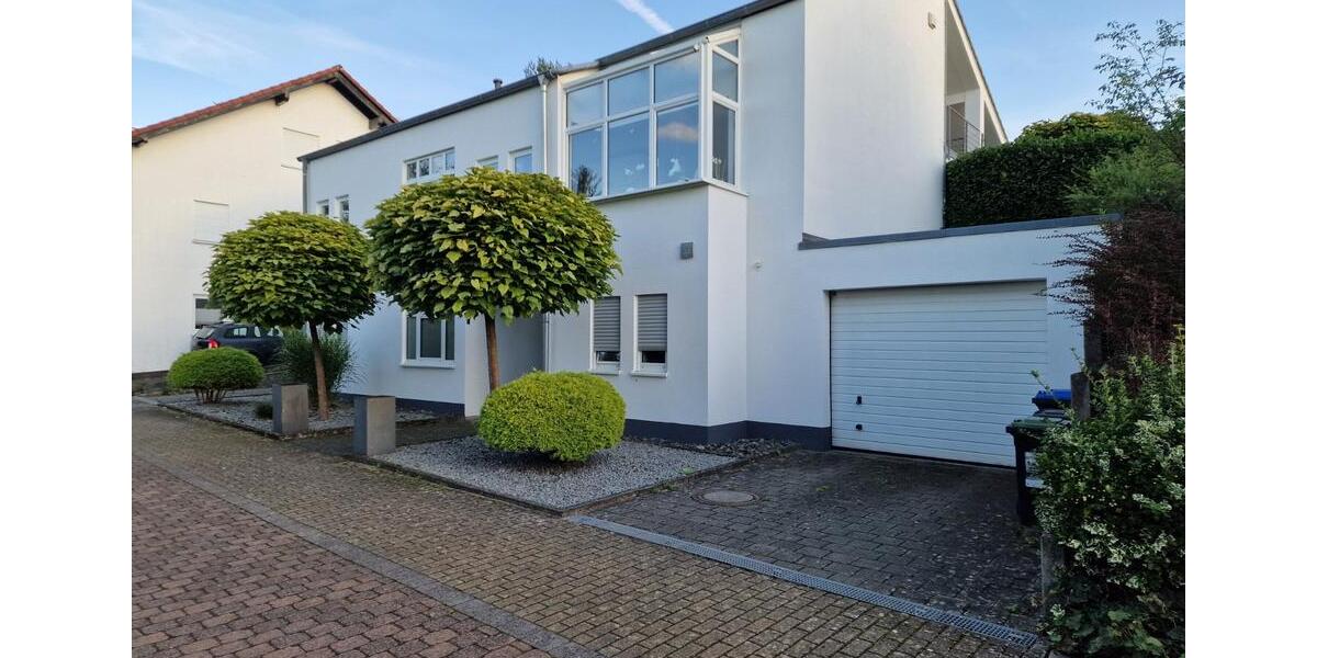 Erdgeschoßwohnung Sankt Ingbert - 2 Zimmer, 60 m&sup2;, 790&euro; | Angebot:22443399